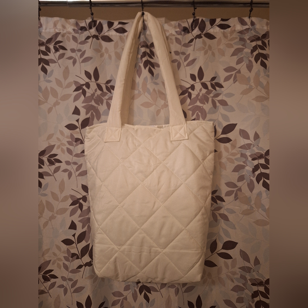 Yankee Candle Puffer Tote